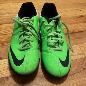 Nike size 6.5 indoor cleats.